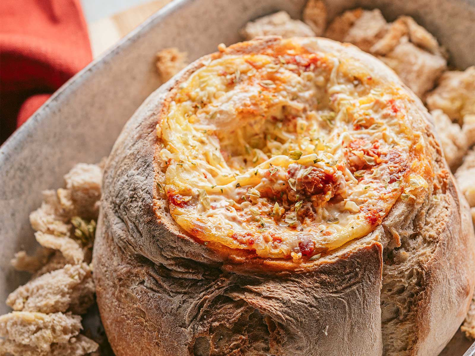 Receita de pão recheado com queijo e linguiça