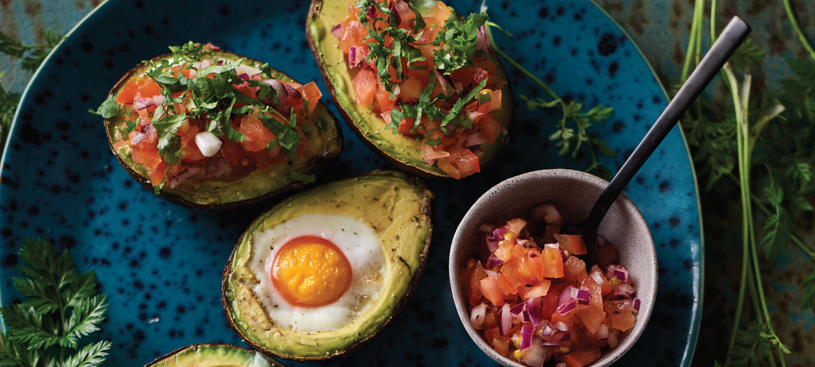 Abacates no Forno com Ovos