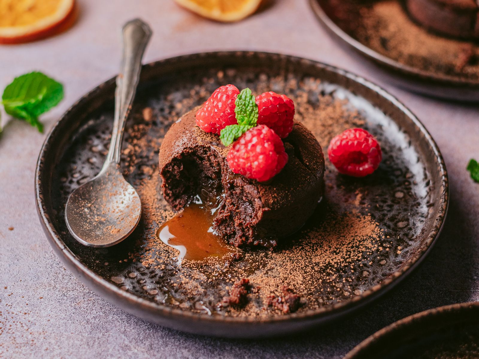 imagem de Fondant de Caramelo decorado com Framboesas