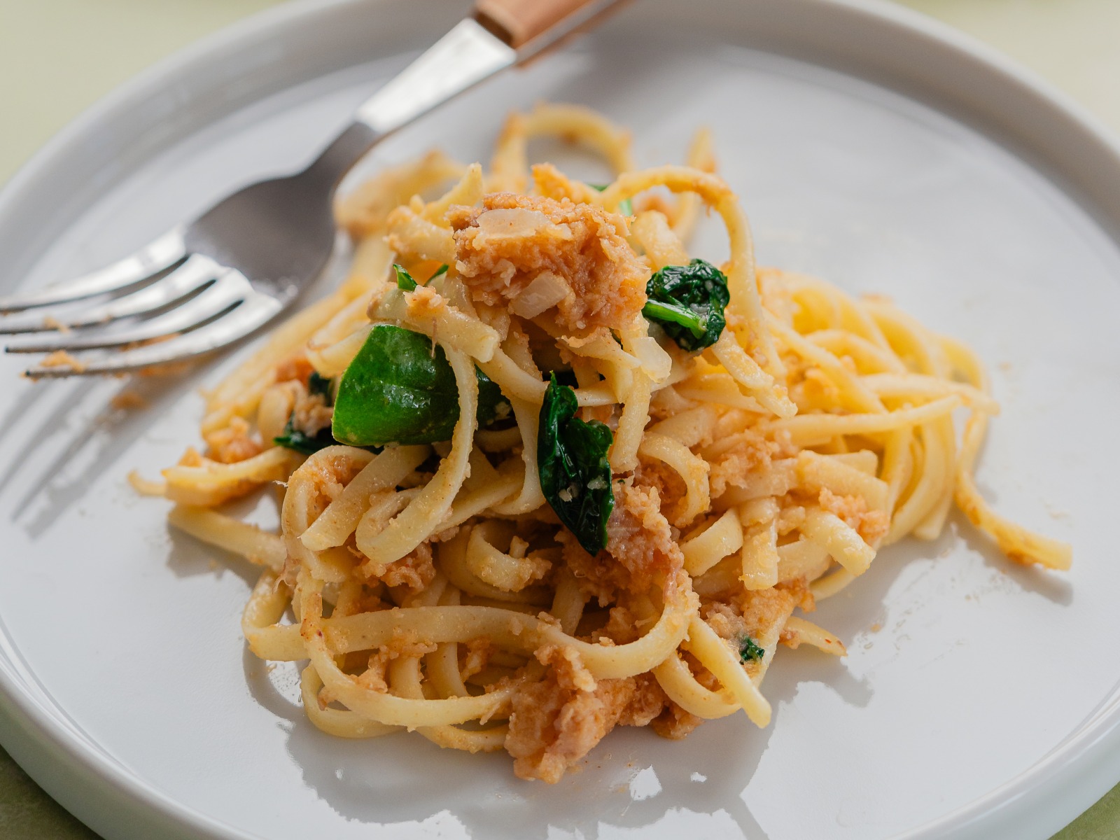 imagem de Massa com Alheira, Espinafres e Cebola